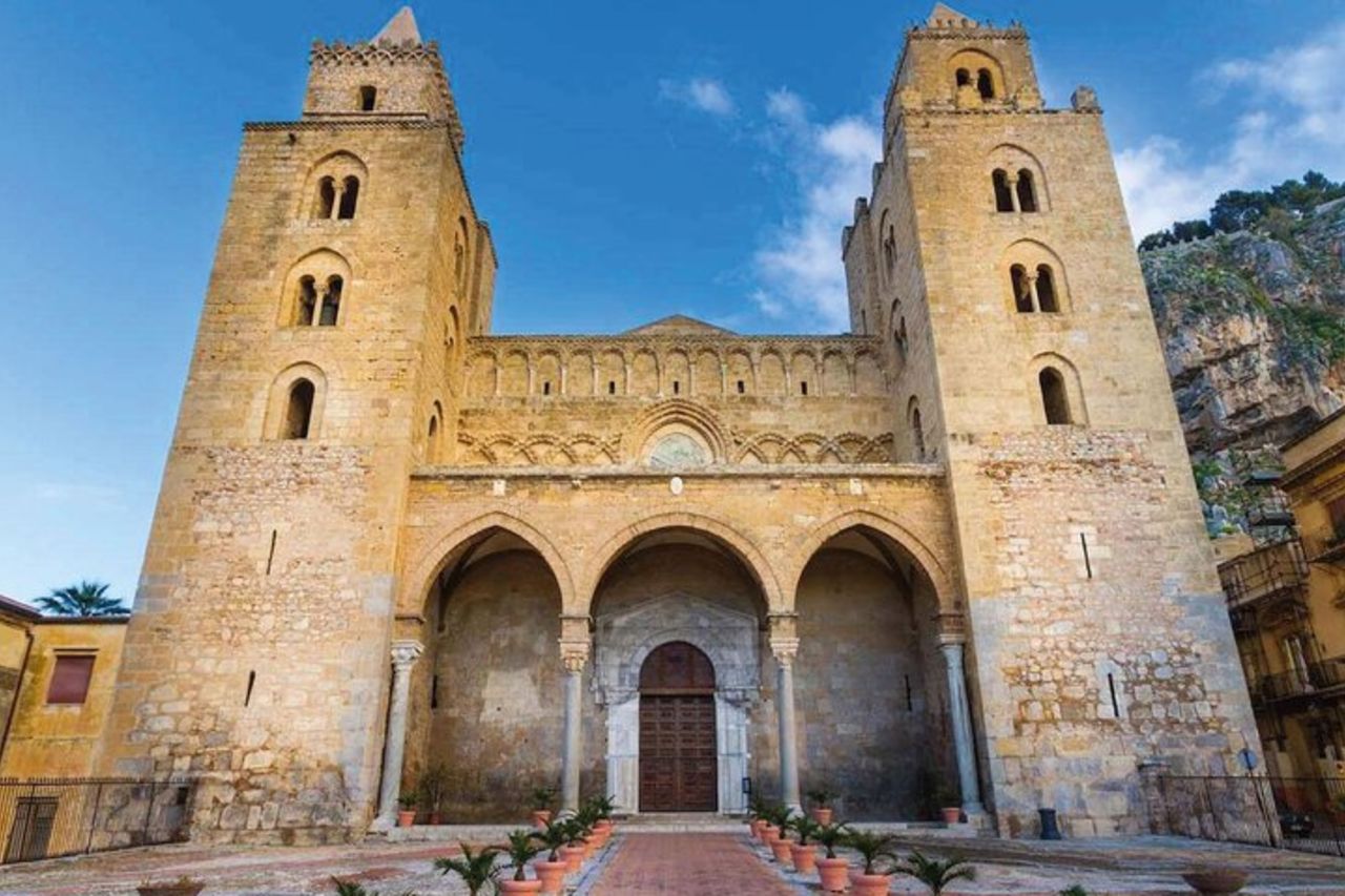 Tour a piedi di Cefalù con audio e guida scritta di un locale — 9
