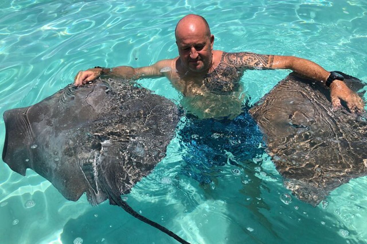 Tour privato della laguna di Moorea - snorkeling con razze e squali — 6