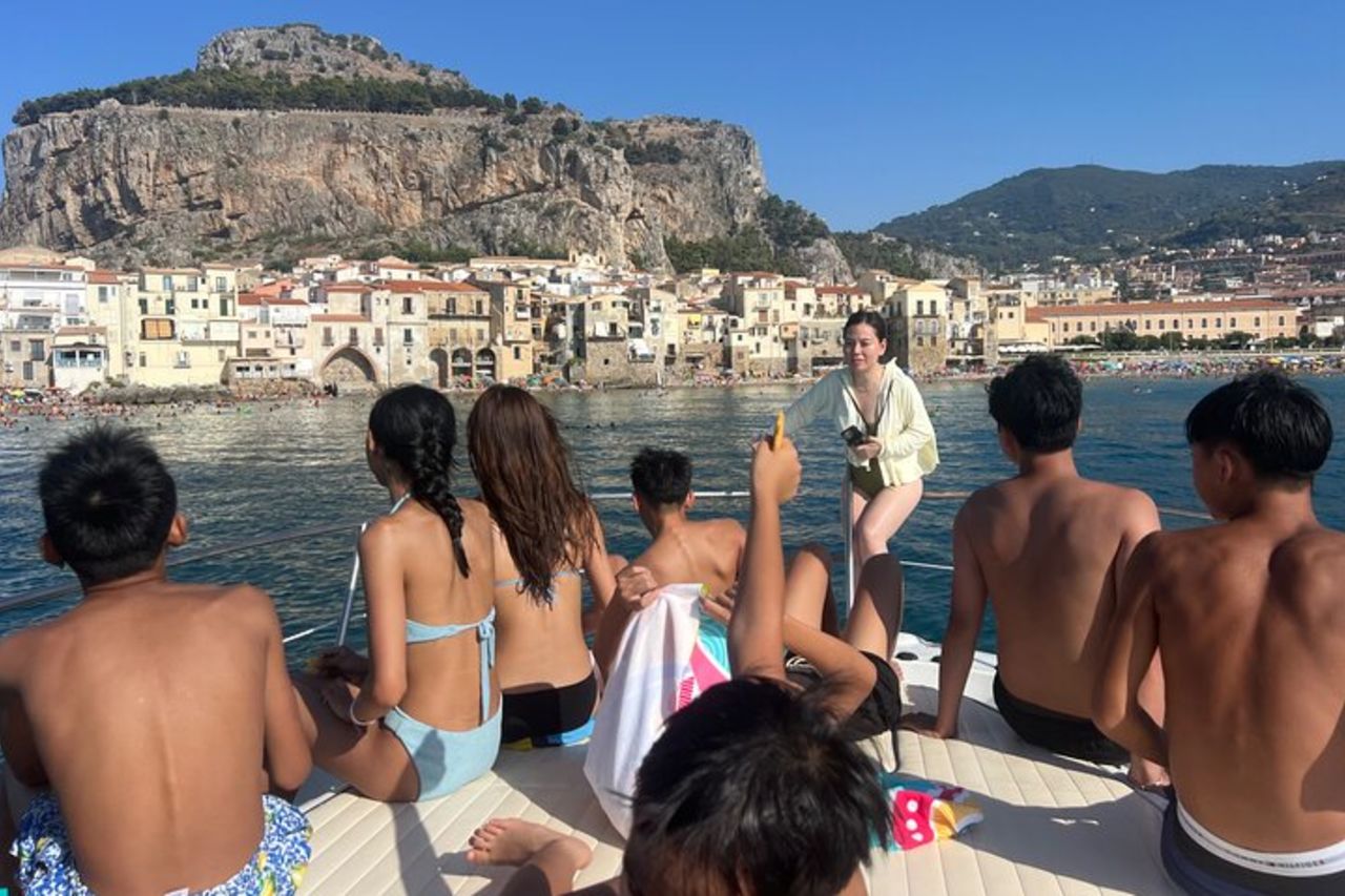 Escursione in barca a Cefalù e snorkeling 3 ore frutta e bevande — 2