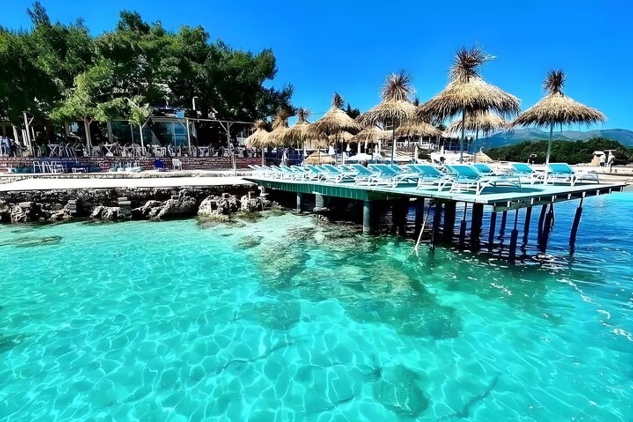 Tour di un giorno di Ksamil & Saranda & Blue Eye da Tirana, Durazzo o Golem — 2