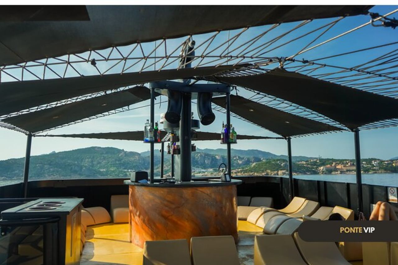 Tour di 8 Ore all' Arcipelago di La Maddalena Ponte Vip — 5