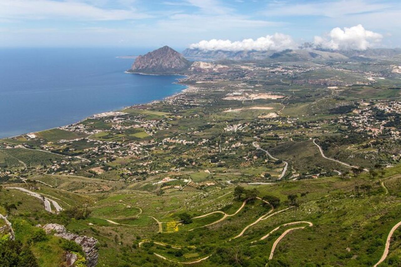 Tour in Ebike nel Borgo di Erice da Trapani — 8