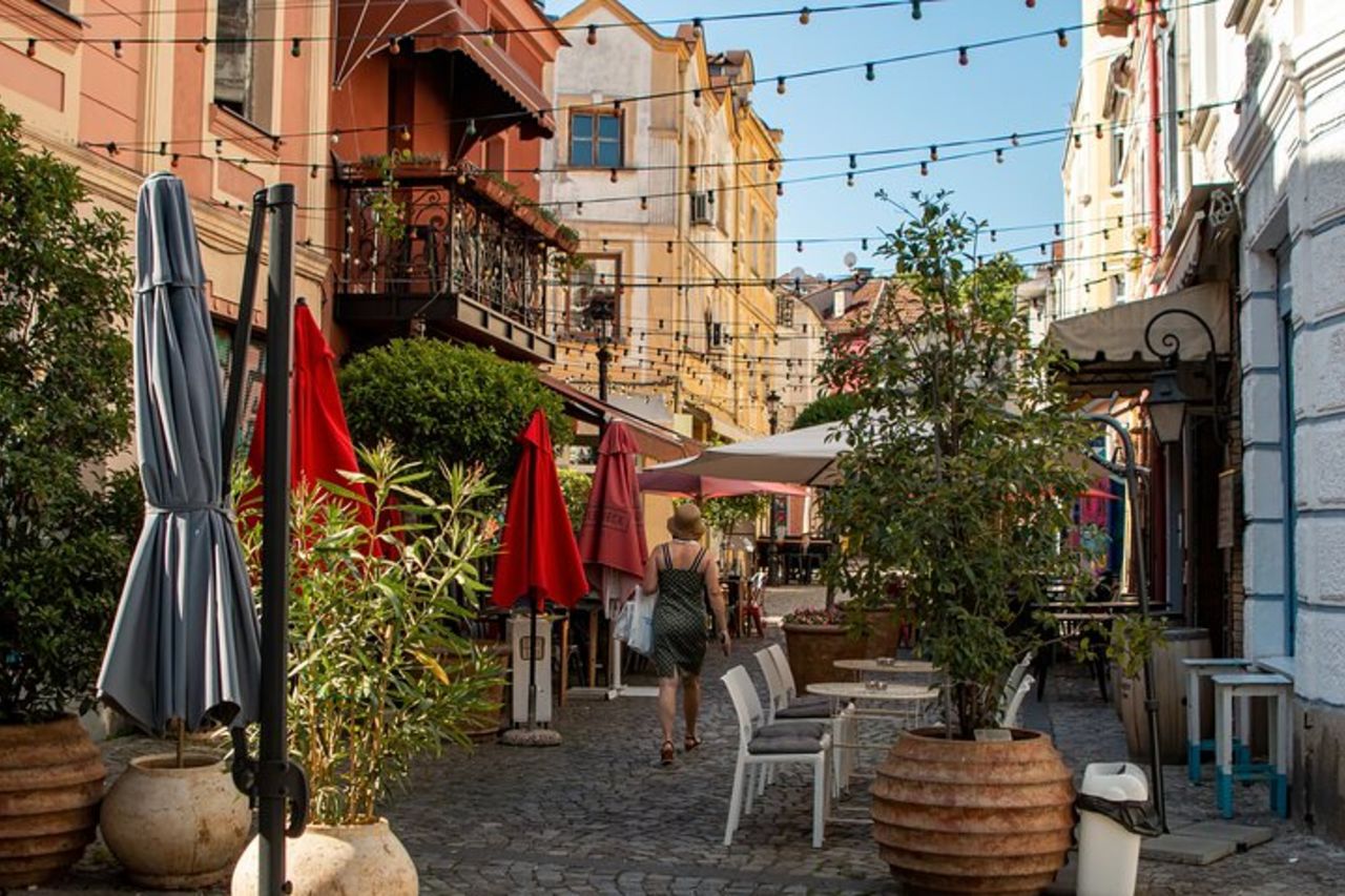 Tour guidato di un'intera giornata per piccoli gruppi da Sofia — 8