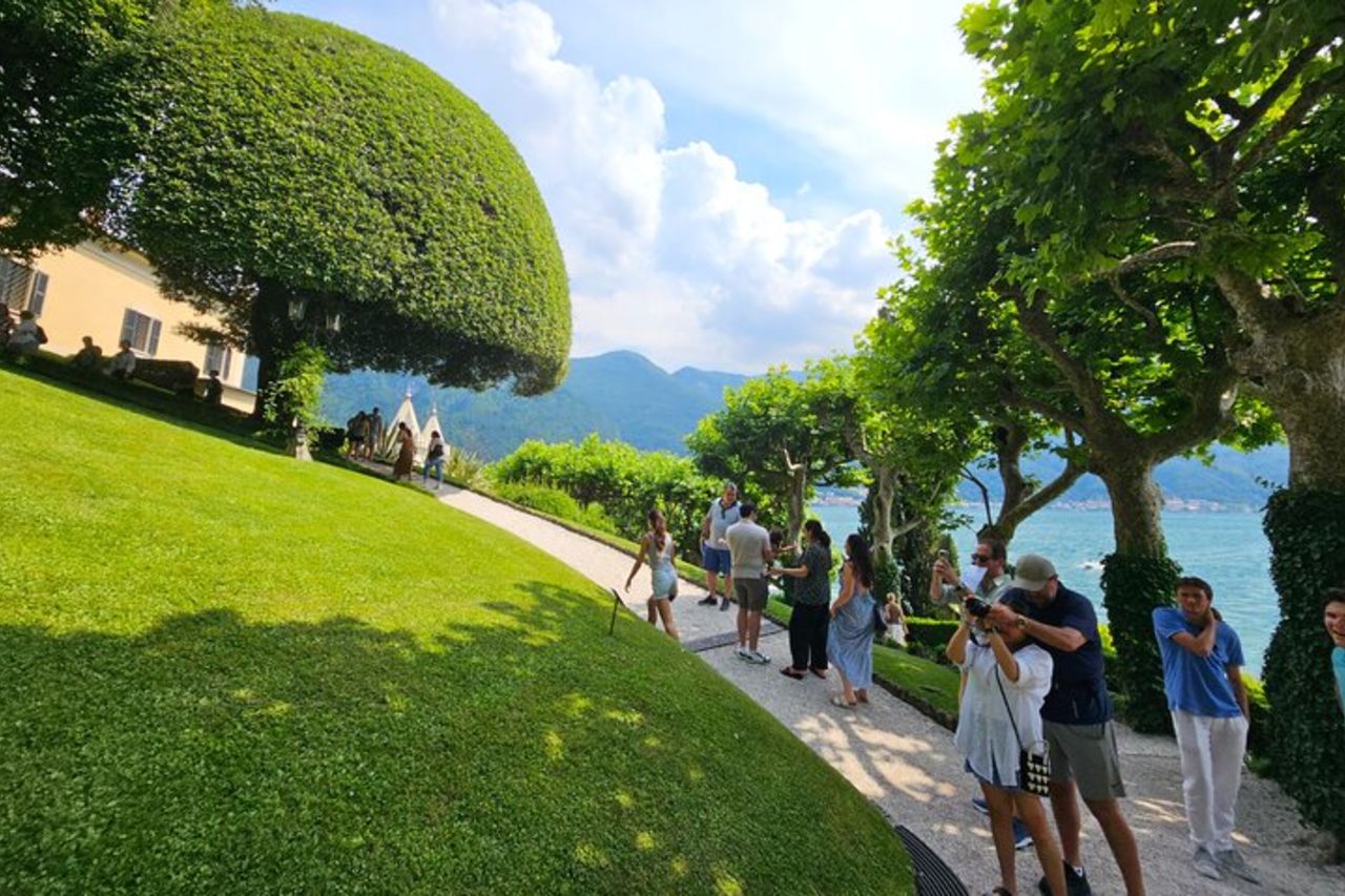 Balbianello & Bellagio: tour esclusivo in barca di un'intera giornata, Lago di Como — 9
