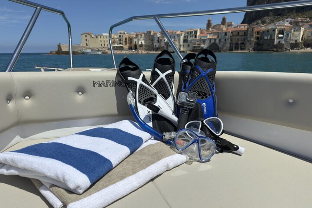 Tour privato in barca con snorkeling da Cefalù — 4