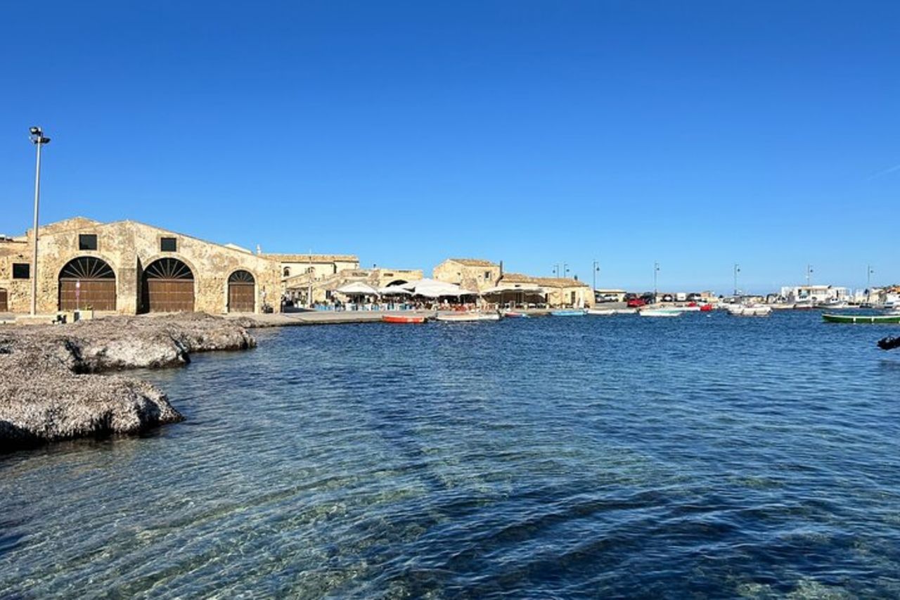 Marzamemi: mezza giornata in barca privata per Currents Island e Capo Formiche — 6