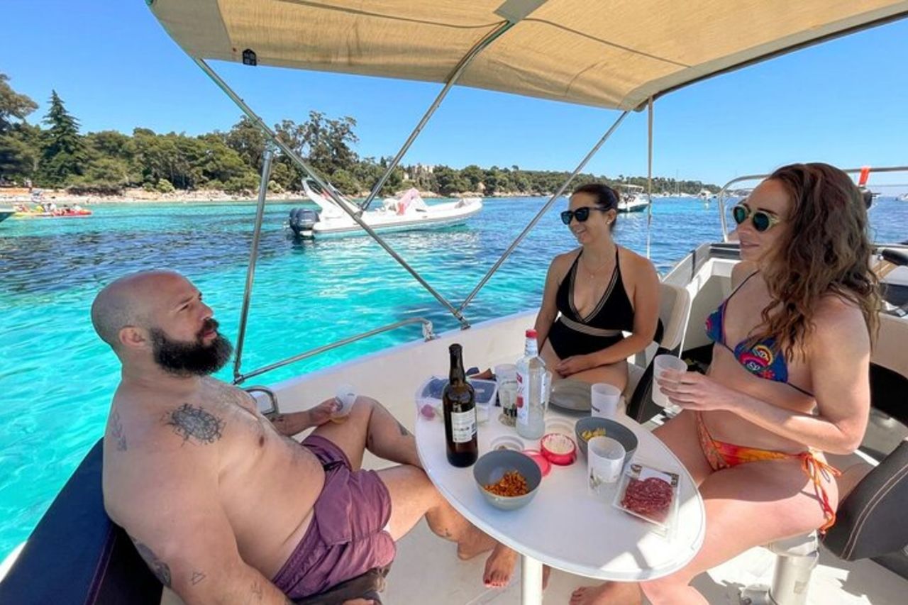 Escursione a Cannes alle Isole di Lérins in barca privata — 3
