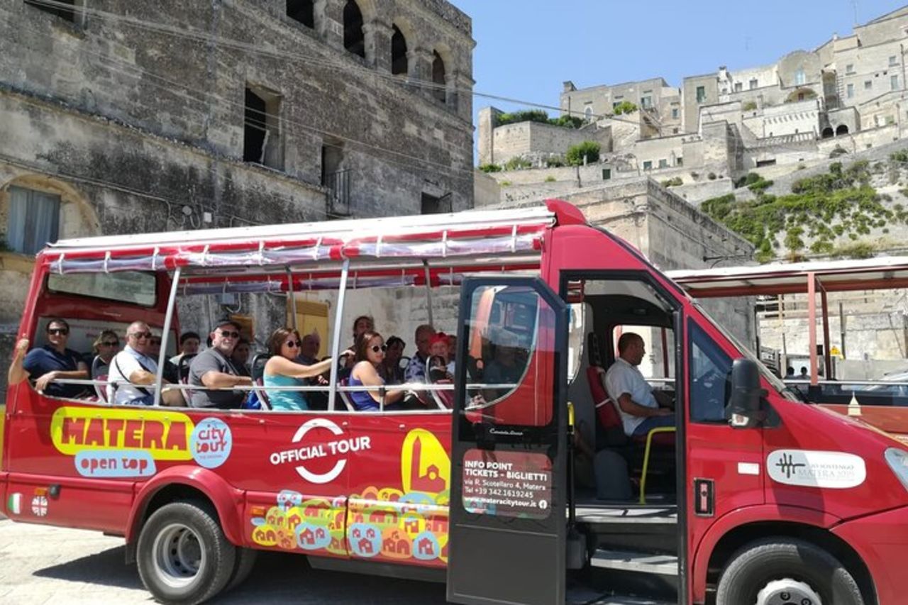 Tour Panoramico dei Sassi di Matera in Open-Bus con Casa-Grotta — 3