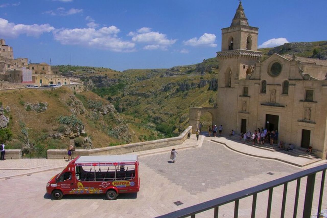 Tour Panoramico dei Sassi di Matera in Open-Bus con Casa-Grotta — 5