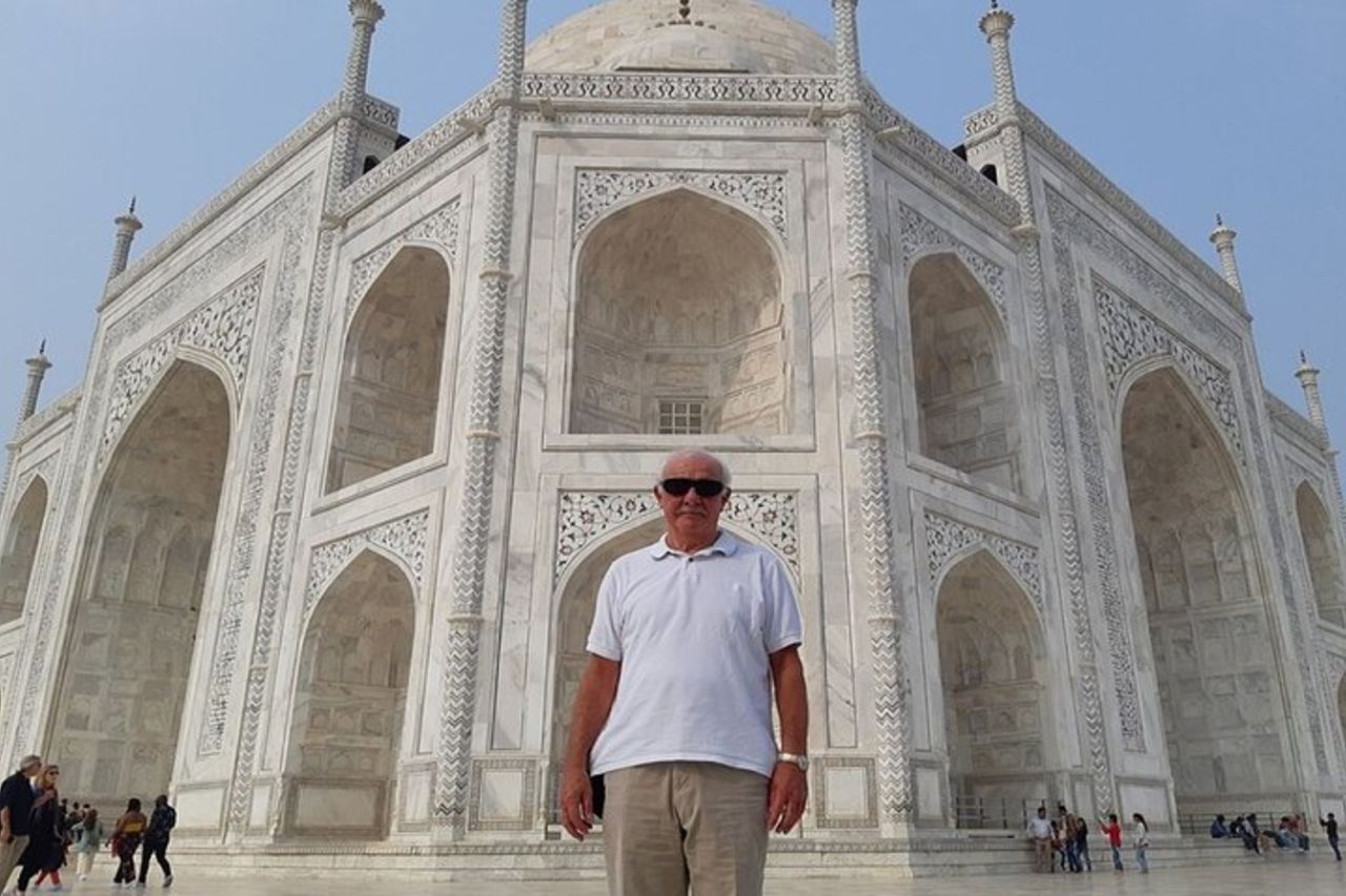 Agra: Tour privato salta fila del Taj Mahal e del Forte di Agra — 7