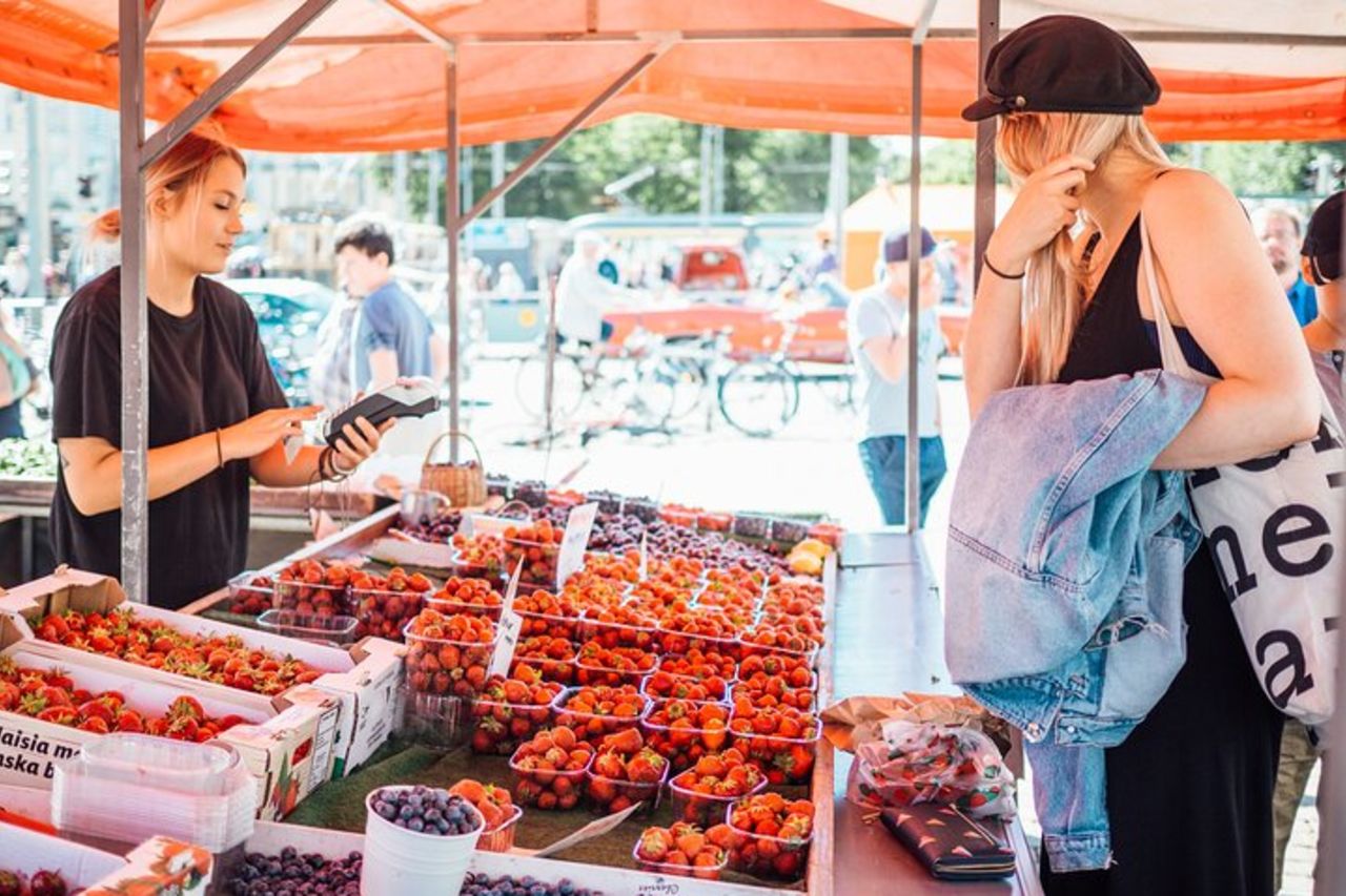 Tour della CITTÀ con degustazione di cibo a Helsinki — 6