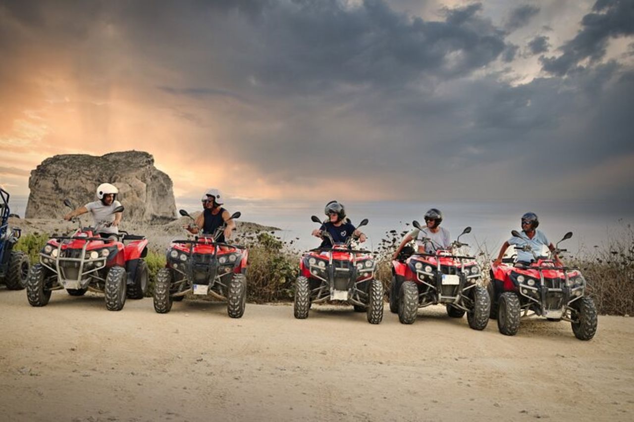 Tour del tramonto in quad Gozo Combi — 8