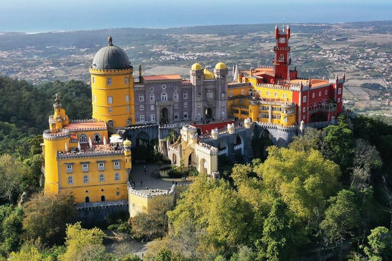 Visita guidata a Sintra, Pena, Regaleira, Cabo da Roca e Cascais — 2