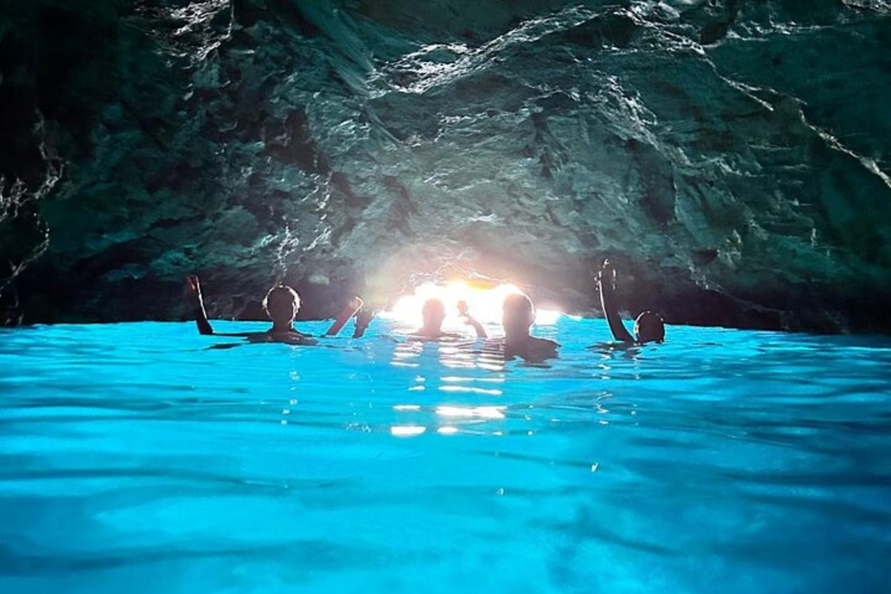 Tour in barca delle grotte blu e verdi da Dubrovnik con spiaggia di Šunj — 8