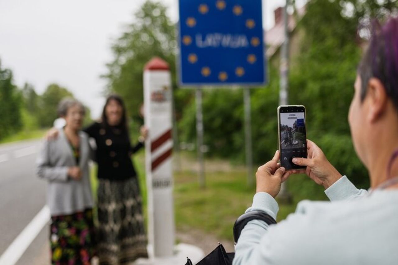 Da Riga: Collina delle Croci & Palazzo Rundale Guidato, Castello di Bauska — 9