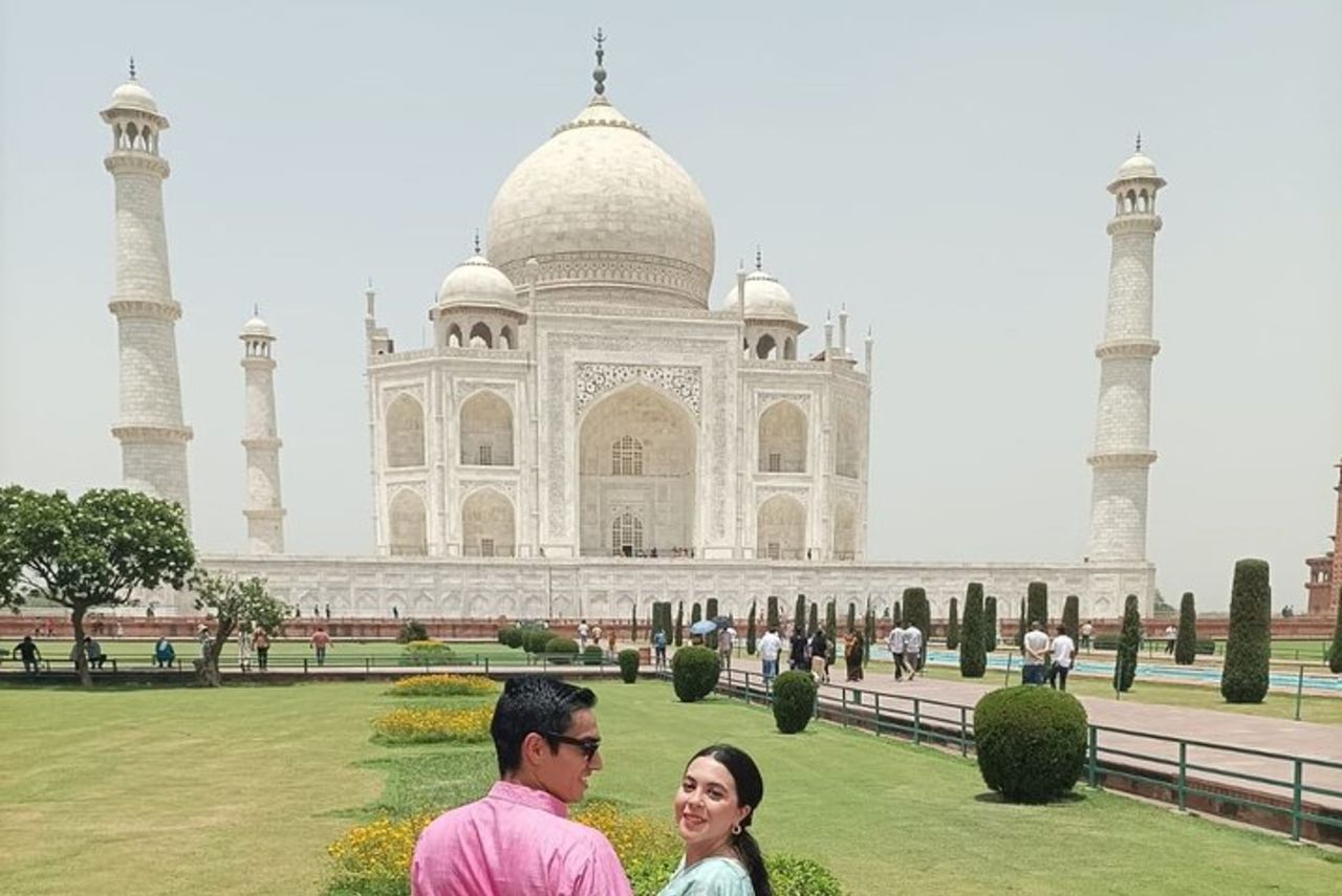 Tour salta fila del Taj Mahal e di Agra in auto — 8