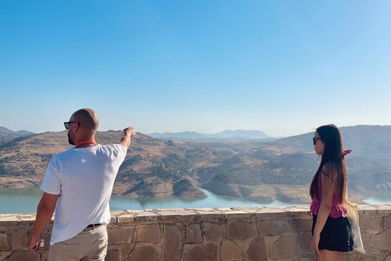 Gita di un giorno a Zahara, Setenil e Ronda da Siviglia — 3