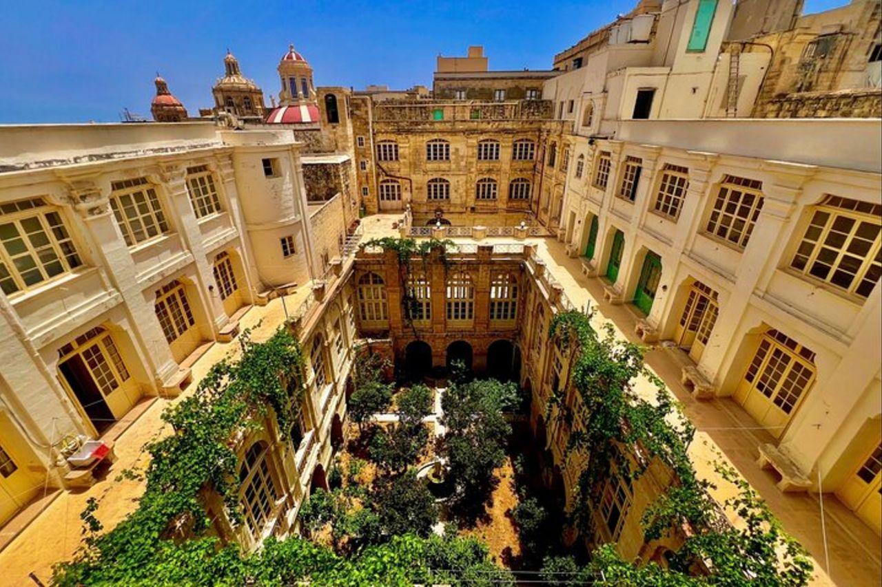 Visita sia Mysterium Fidei che Valletta Black Friars Experience