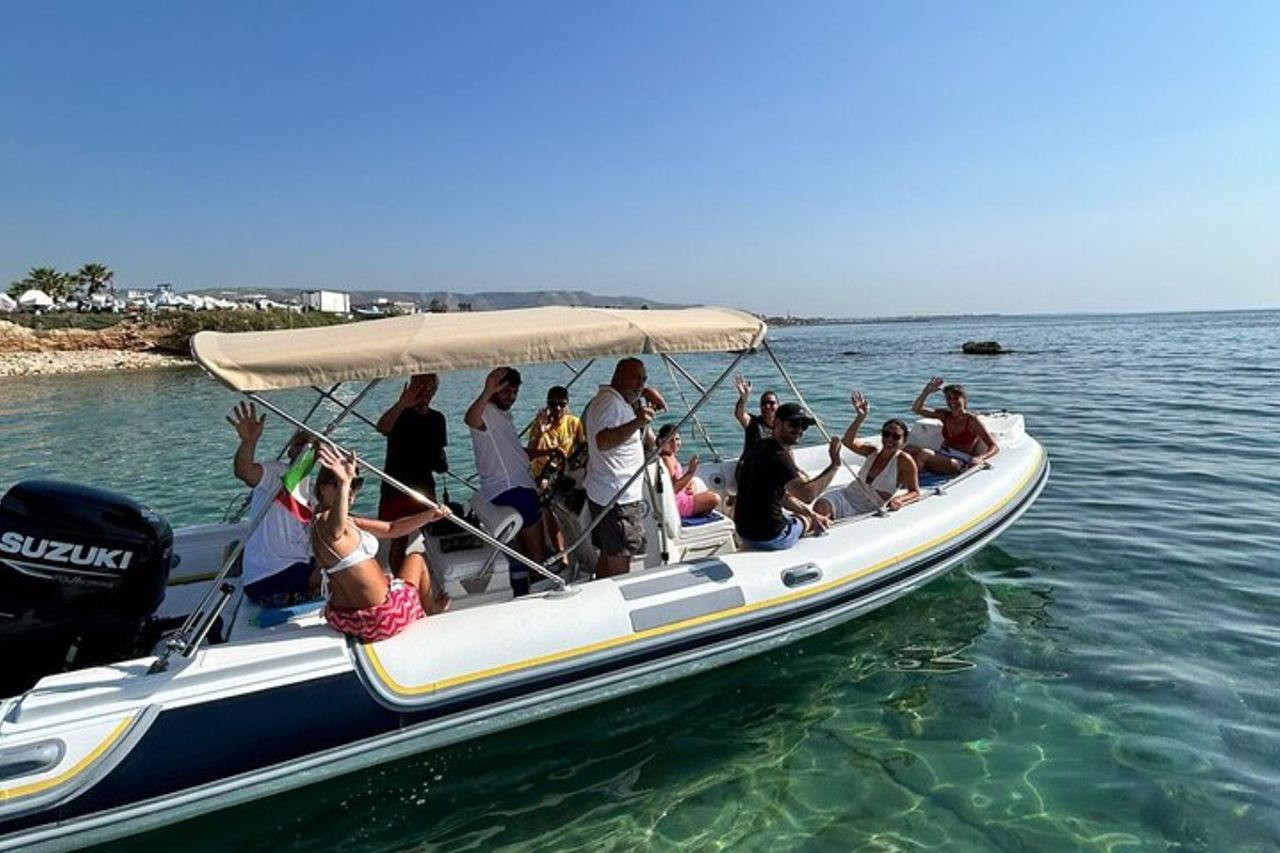 Tour in Barca da Avola a Portopalo con sosta a Marzamemi — 2