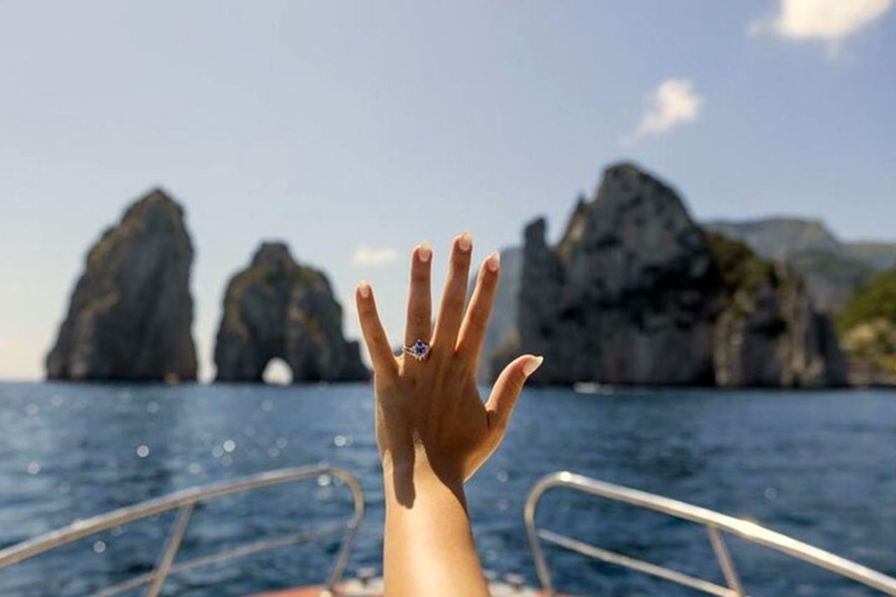 Tour privato in barca dell'isola di Capri, per coppie — 4