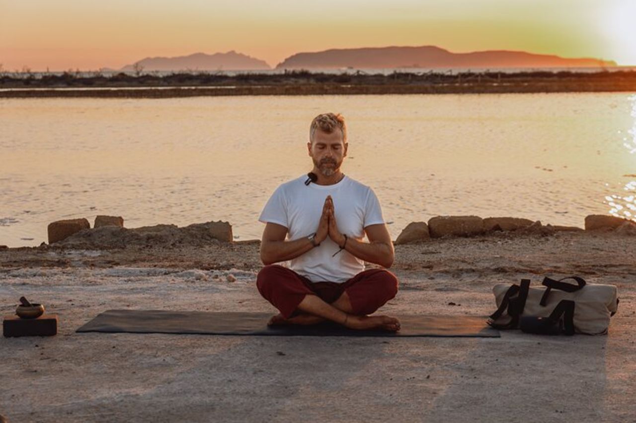 Kundalini Yoga al Tramonto nelle Saline di Trapani — 3
