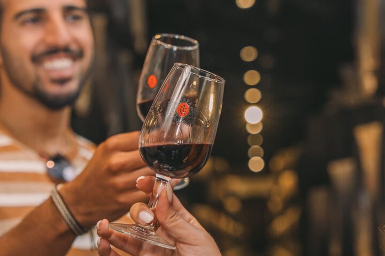 Porto: Taylor's Port Cellars Visit & degustazione di vino di Porto — 3