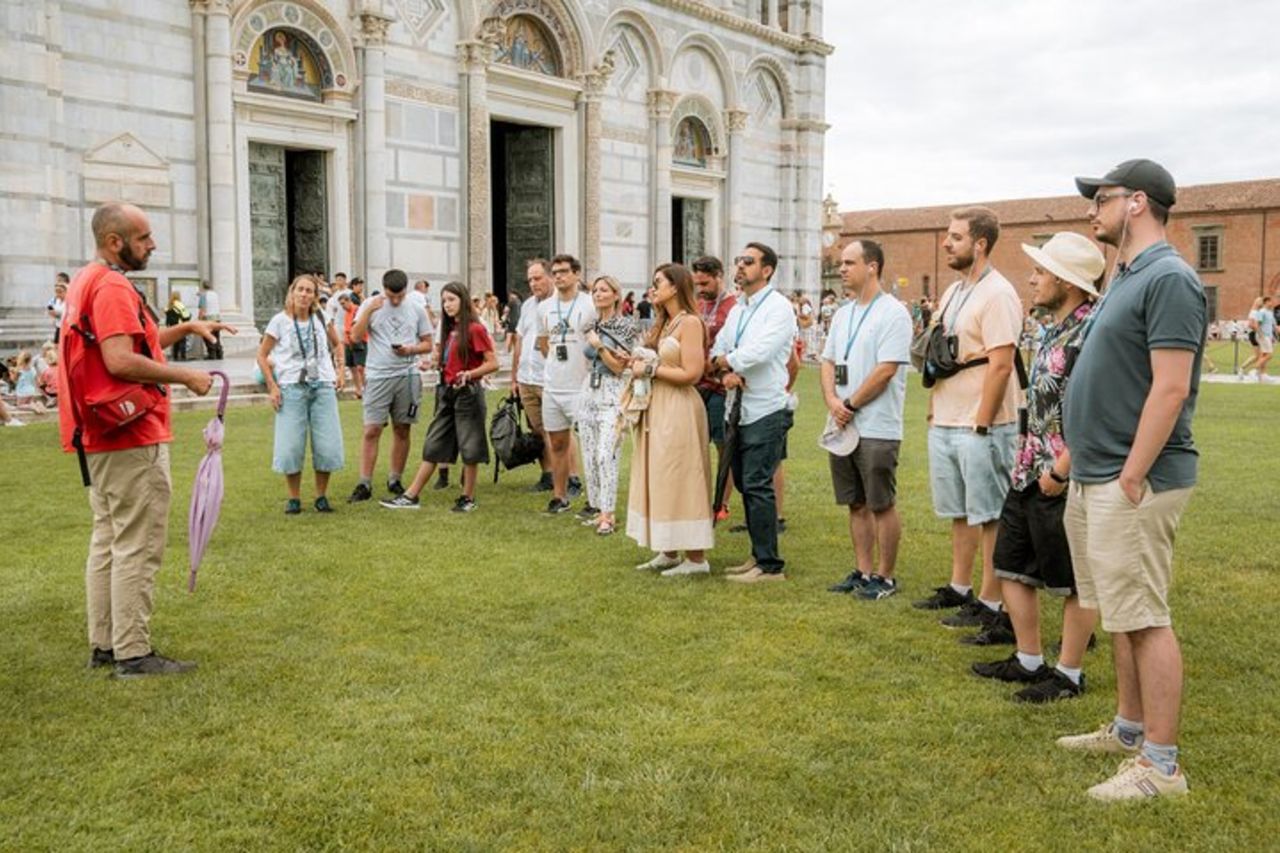 Pisa, tutto incluso: Tour guidato con Battistero, cattedrale e Torre Pendente — 8