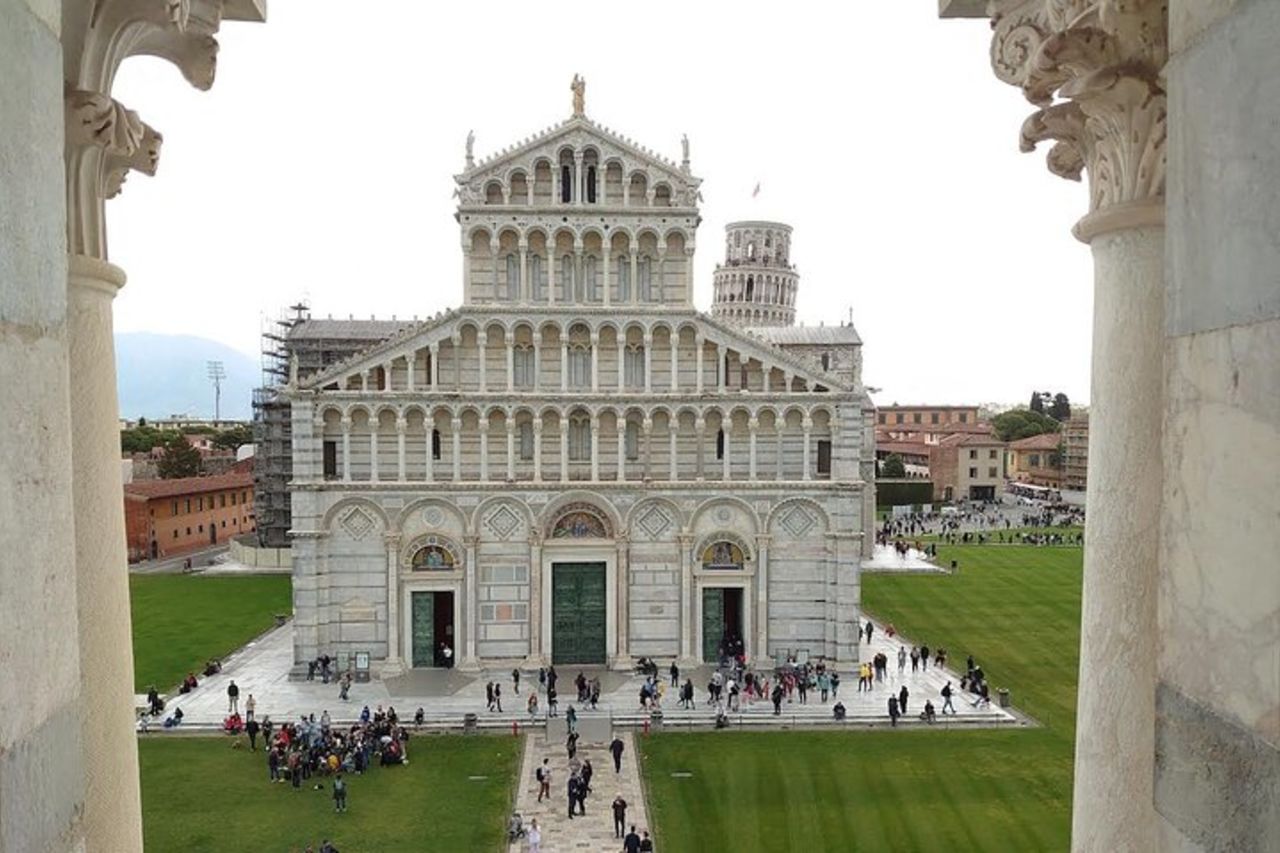 Pisa, tutto incluso: Tour guidato con Battistero, cattedrale e Torre Pendente — 9