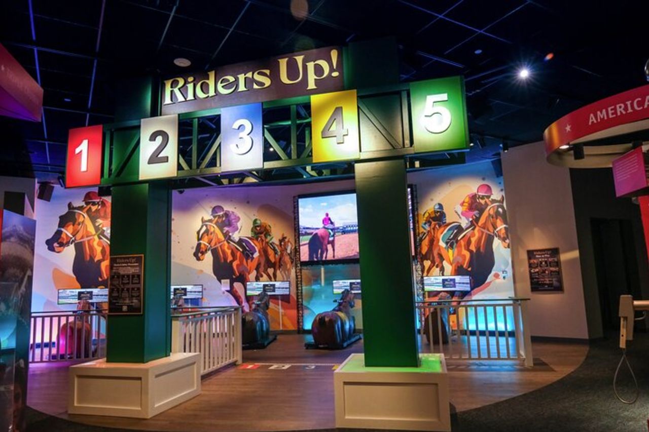 Kentucky Derby Museum - Ingresso generale e visita guidata della pista — 4