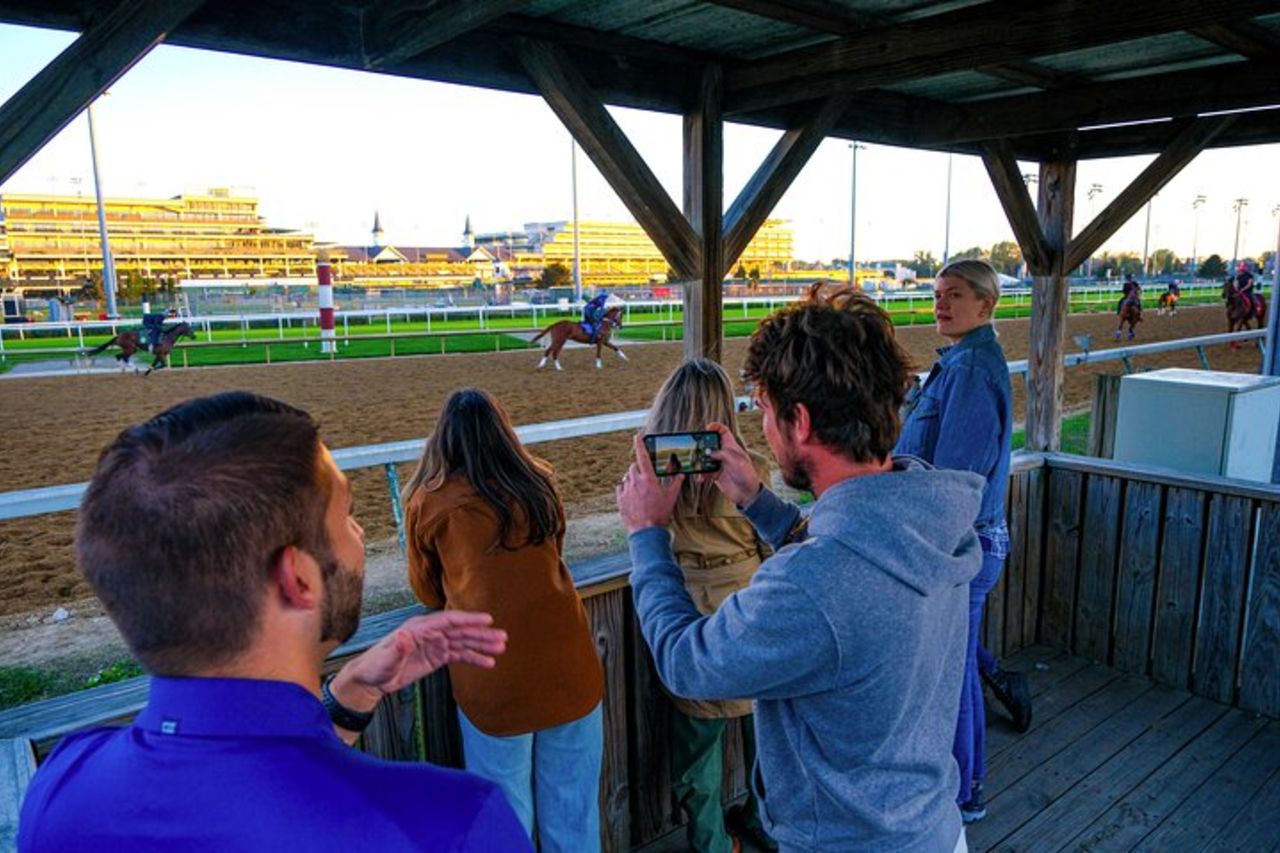 Kentucky Derby Museum - Ingresso generale e visita guidata della pista — 5