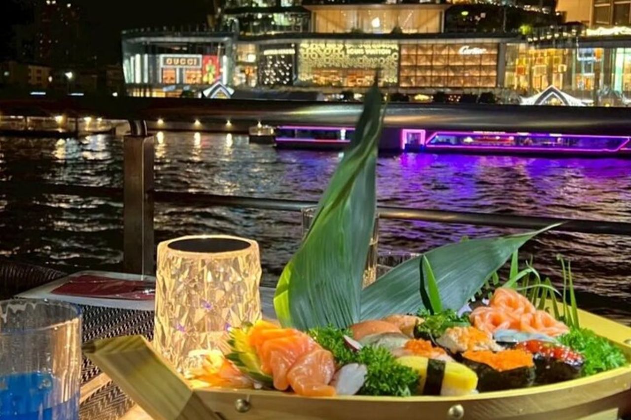 Bangkok Sawasdee Chaophraya Dinner Cruise dall'ICONSIAM — 4