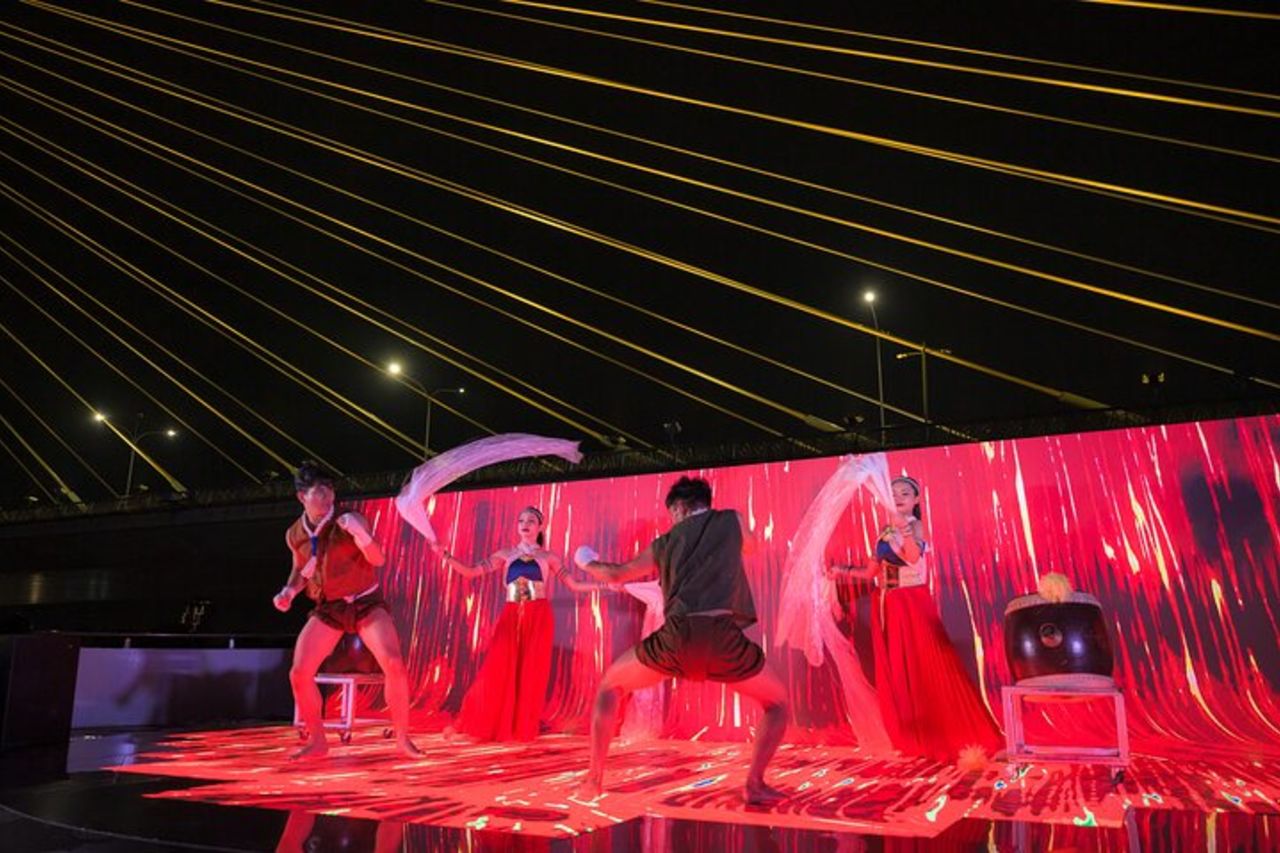 Bangkok Sawasdee Chaophraya Dinner Cruise dall'ICONSIAM — 9