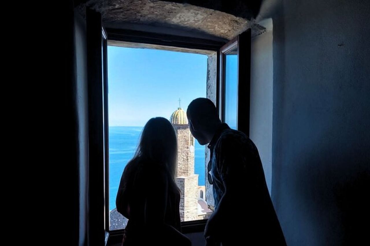 Tour del centro storico di Castelsardo con aperitivo — 5