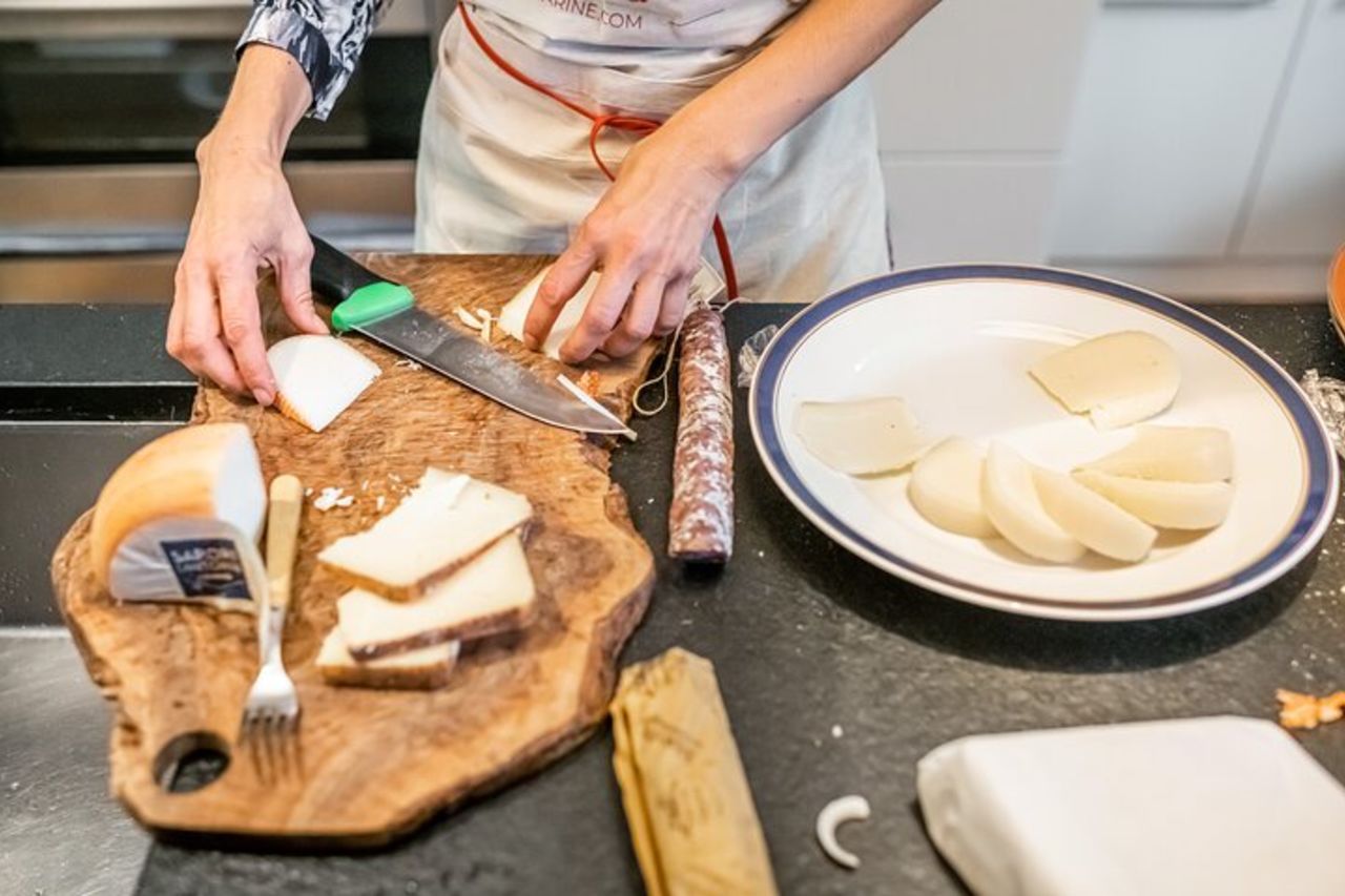 Assapora la Food Experience marchigiana in una villa storica a Jesi — 6