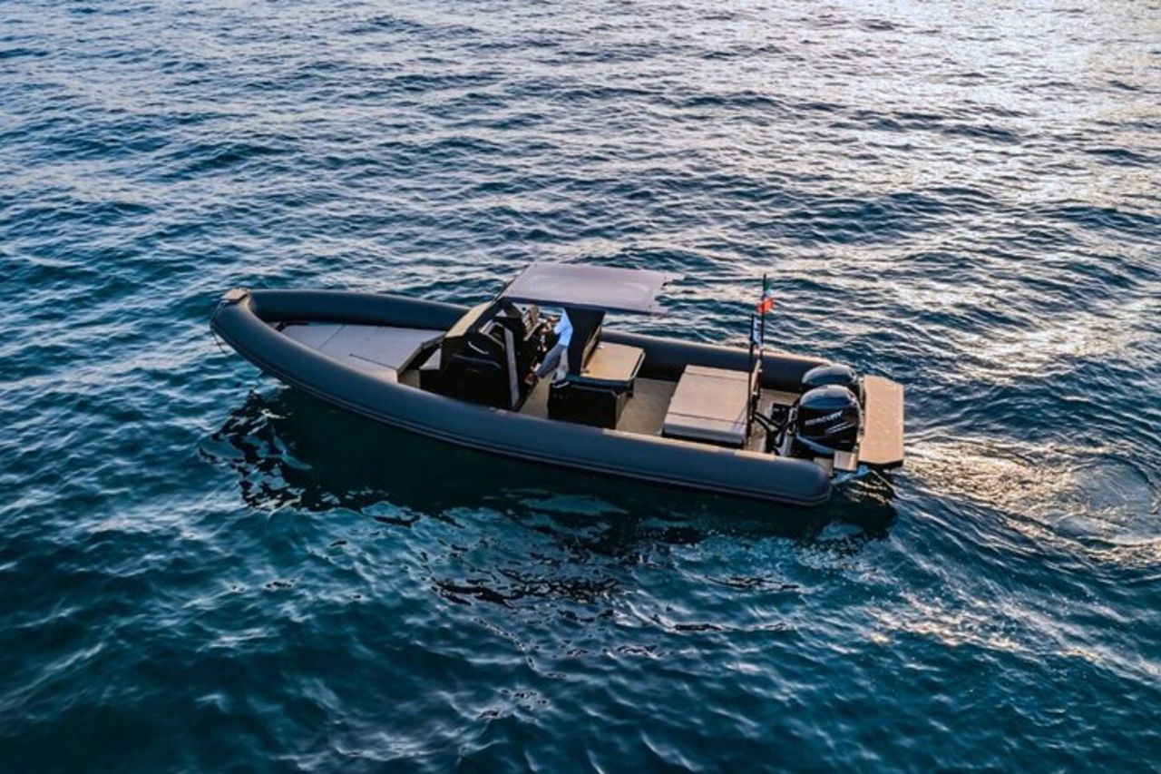 Palau o La Maddalena: Tour in gommone di 4 ore dell'arcipelago — 7