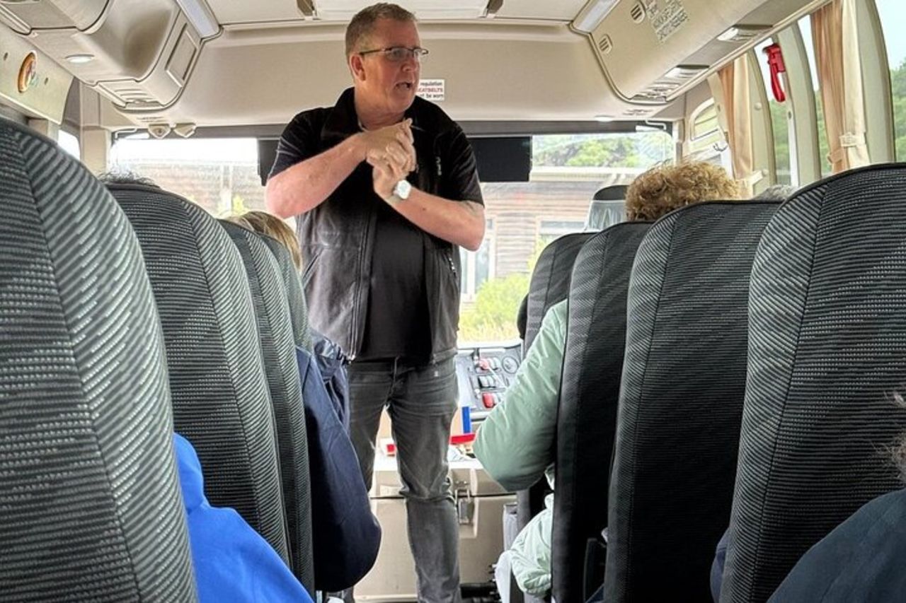 Great Ocean Road Tour Reverse–LTD GRP-DLUX Mini Bus Hotel Pickup — 7