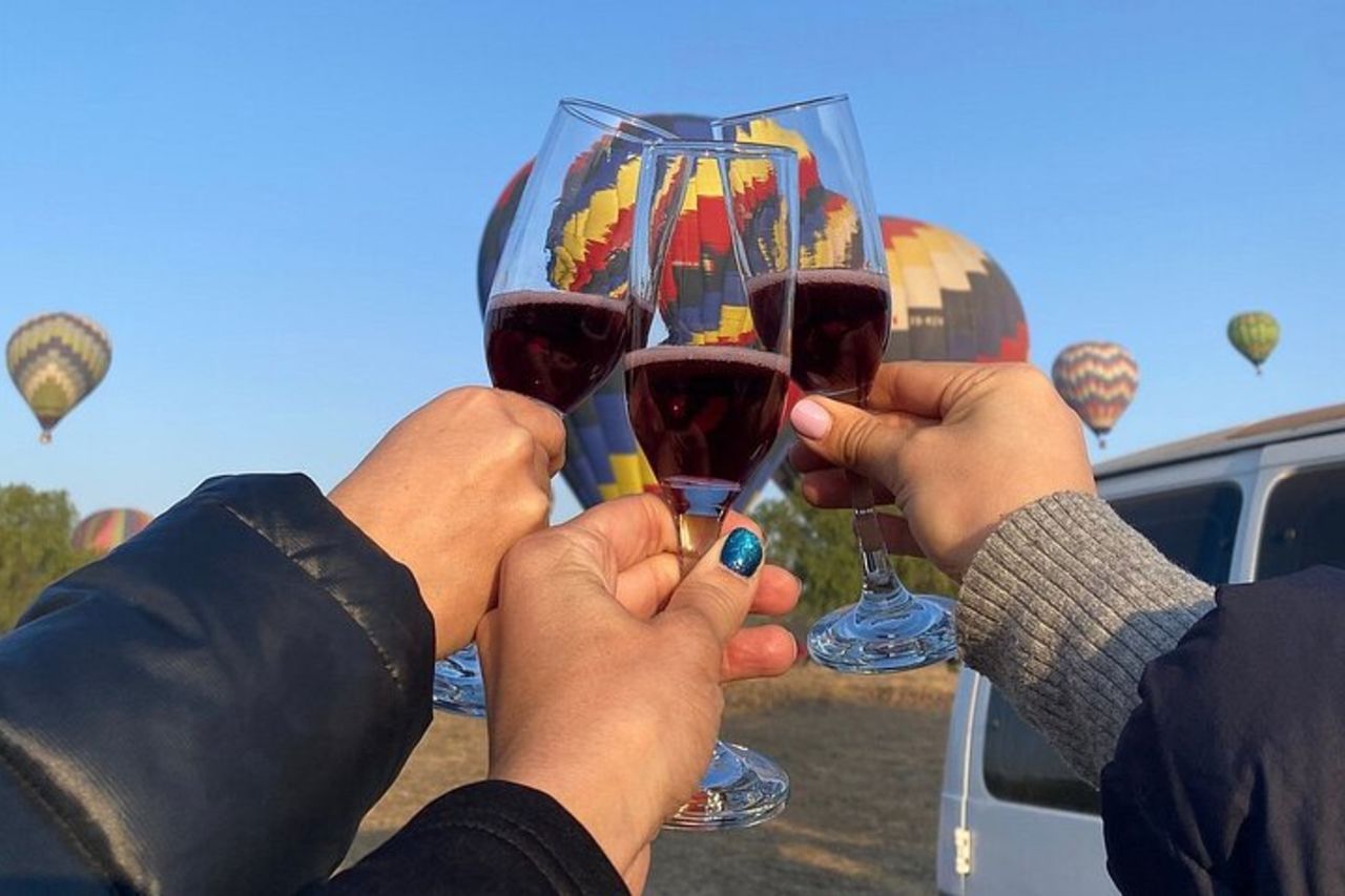 Volo in mongolfiera / Colazione in grotta / Prelievo a Città del Messico / Piramidi — 4