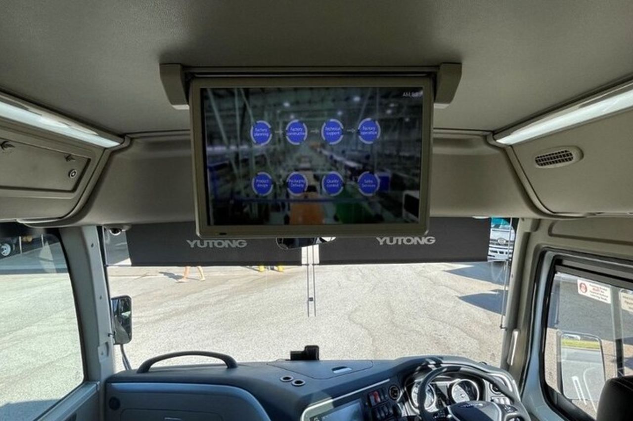 Great Ocean Road Tour Reverse–LTD GRP-DLUX Mini Bus Hotel Pickup — 9