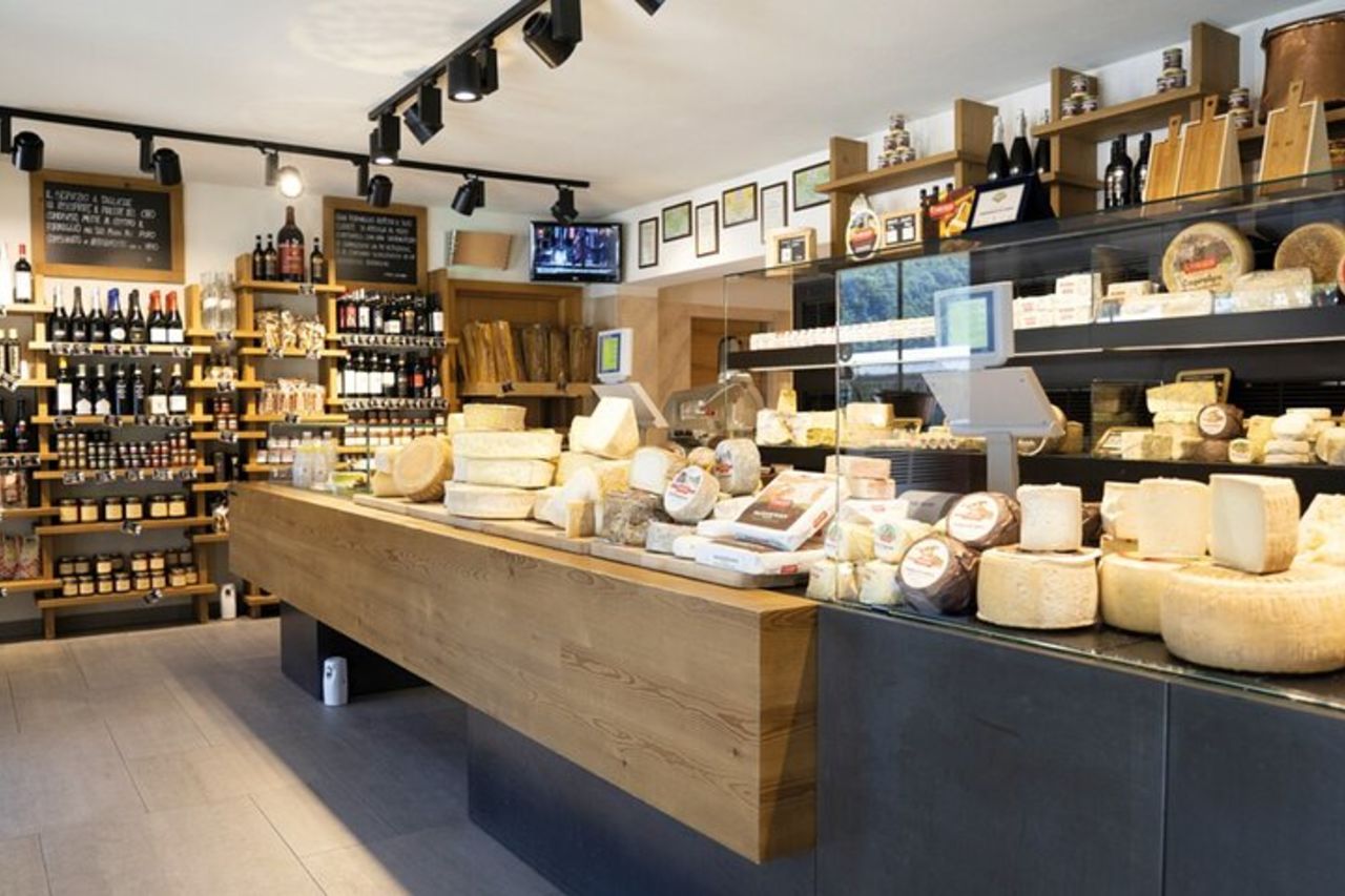 Visita il caseificio con degustazione di formaggi con trasporto in autobus — 2