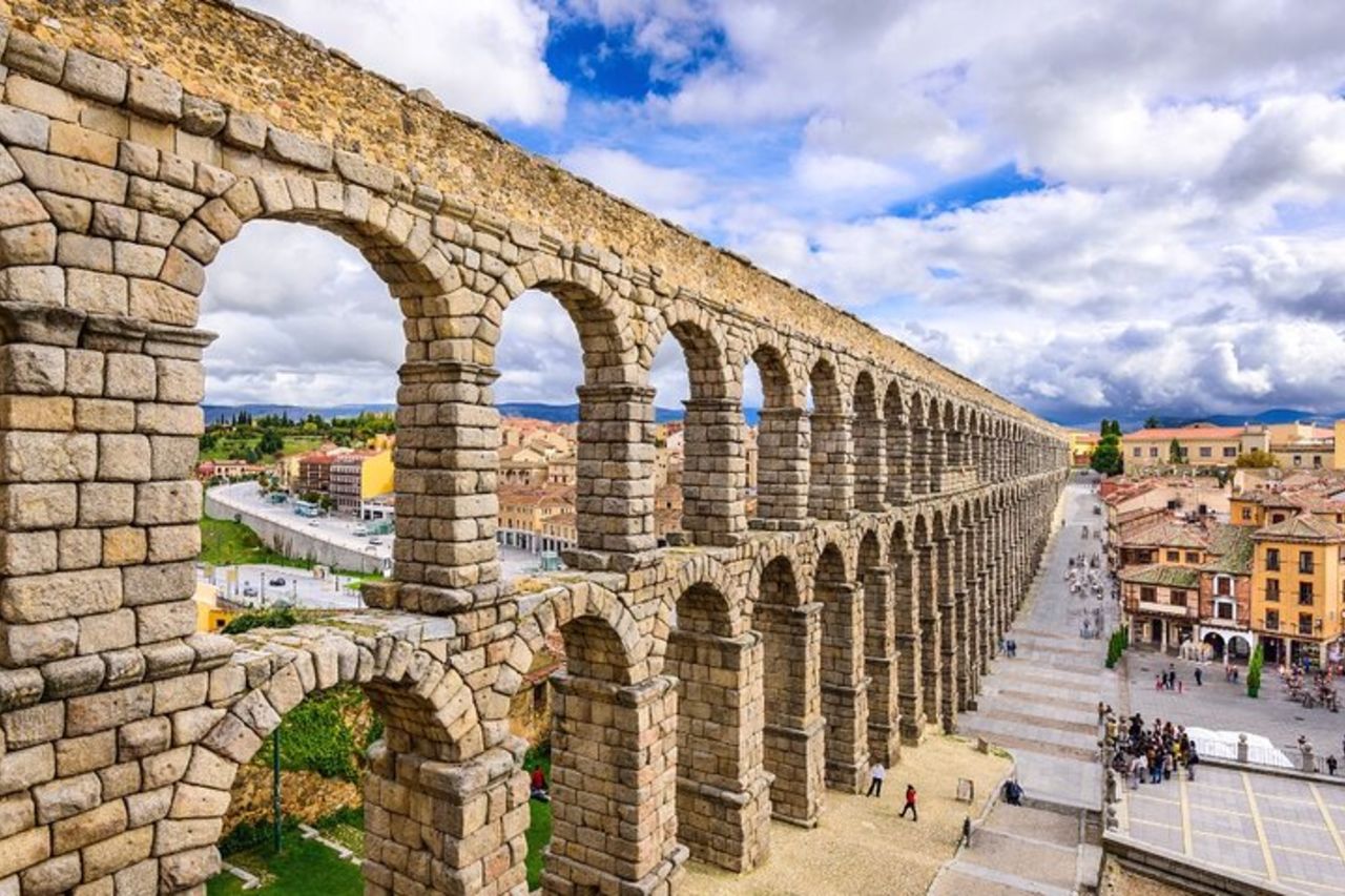 Da Madrid: Segovia & Toledo con Alcazar e Cattedrale — 5