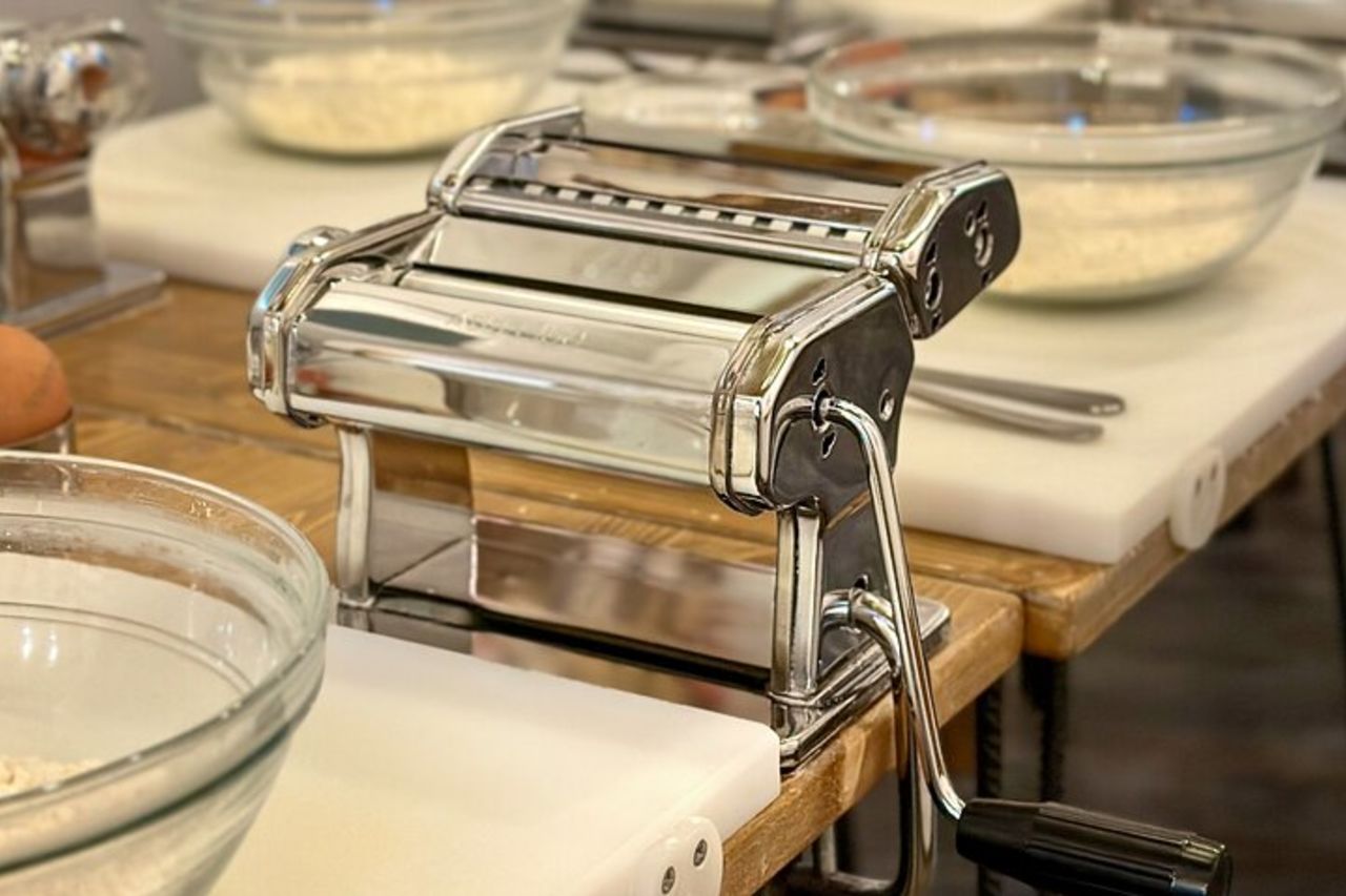 Roma Cucina: Pasta e Tiramisù, Vino pregiato a flusso libero — 9