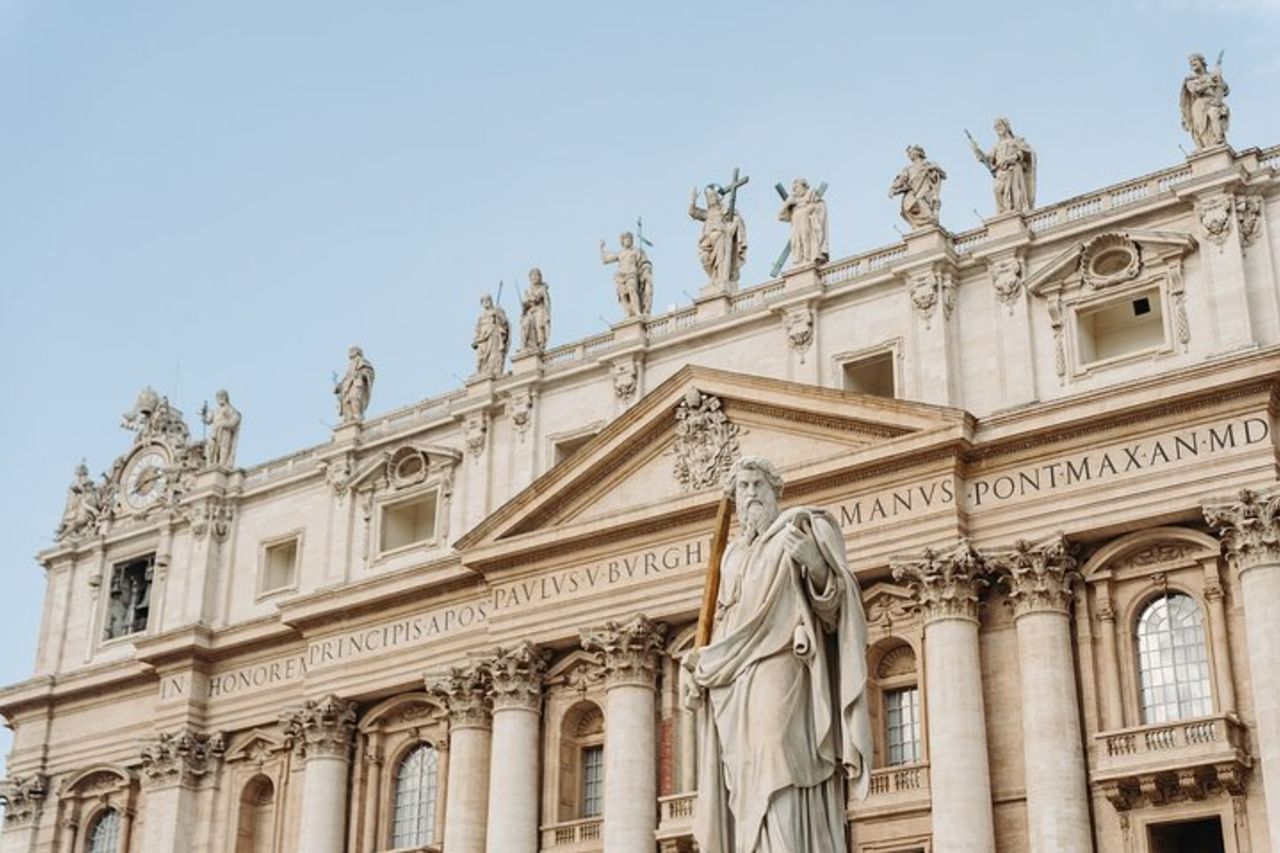 Tour di accesso prioritario alla Basilica di San Pietro con cupola e cripta — 4
