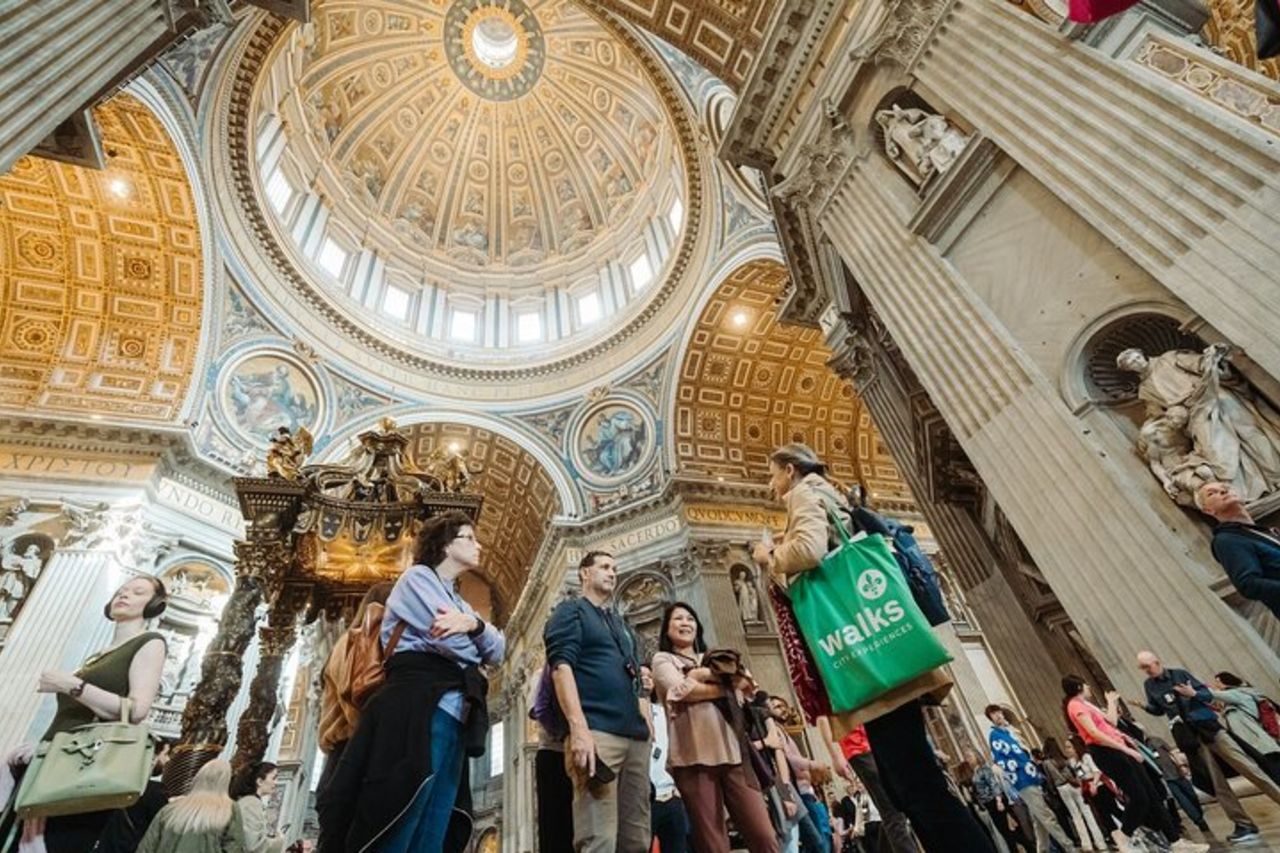 Tour di accesso prioritario alla Basilica di San Pietro con cupola e cripta — 7