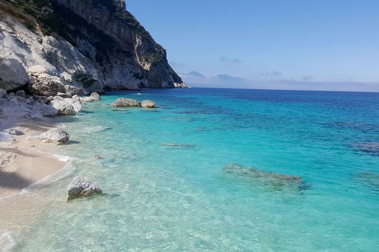 Da Cala Gonone noleggio gommoni nel Golfo di Orosei — 8