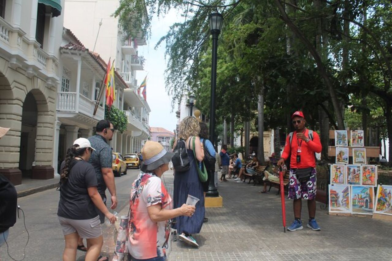 Cartagena murata: Tour di gruppo con sistema audio dal vivo — 5