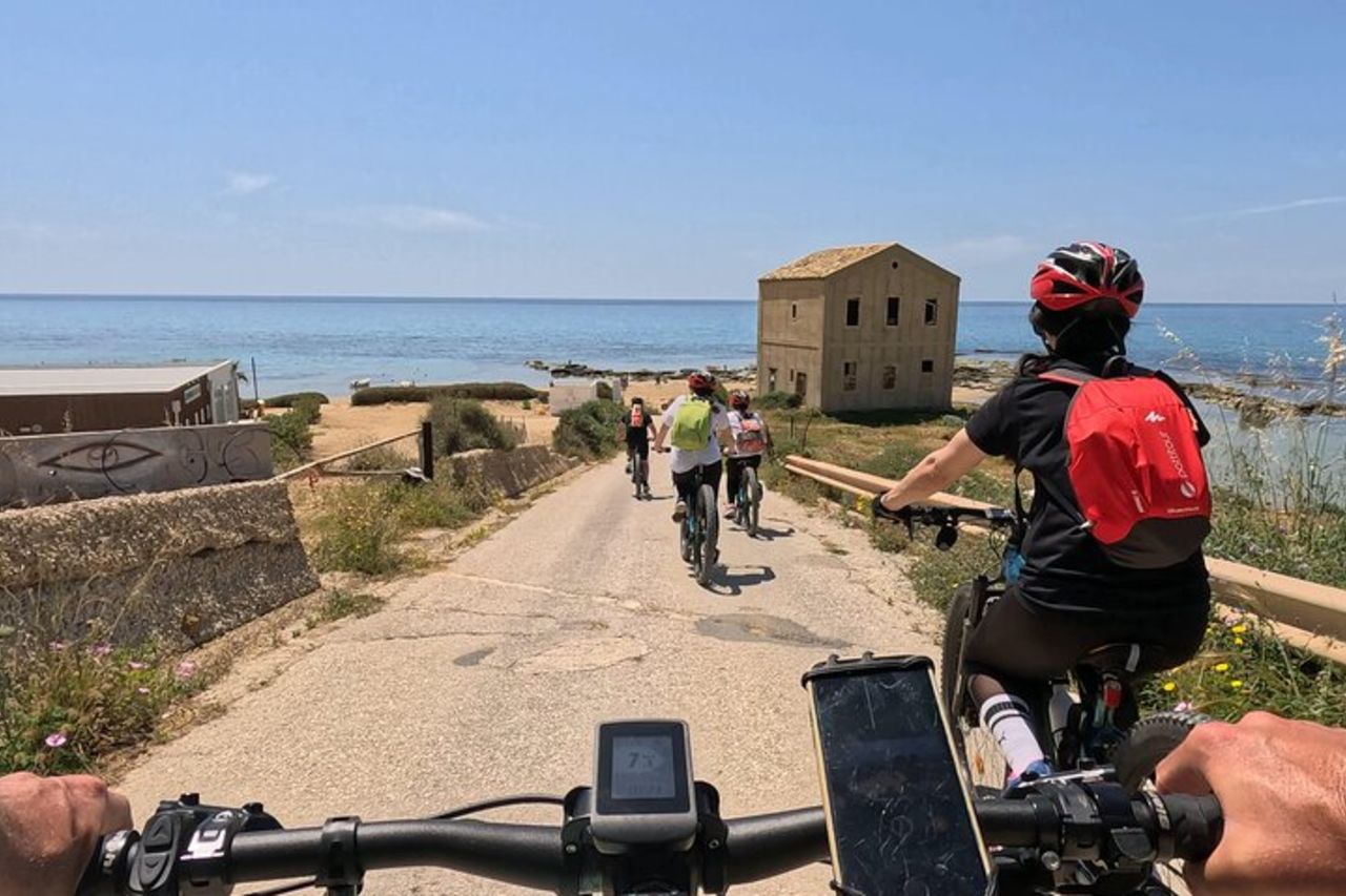 Scala dei Turchi E-BIKE TOUR: Borghi, street food e mare — 2