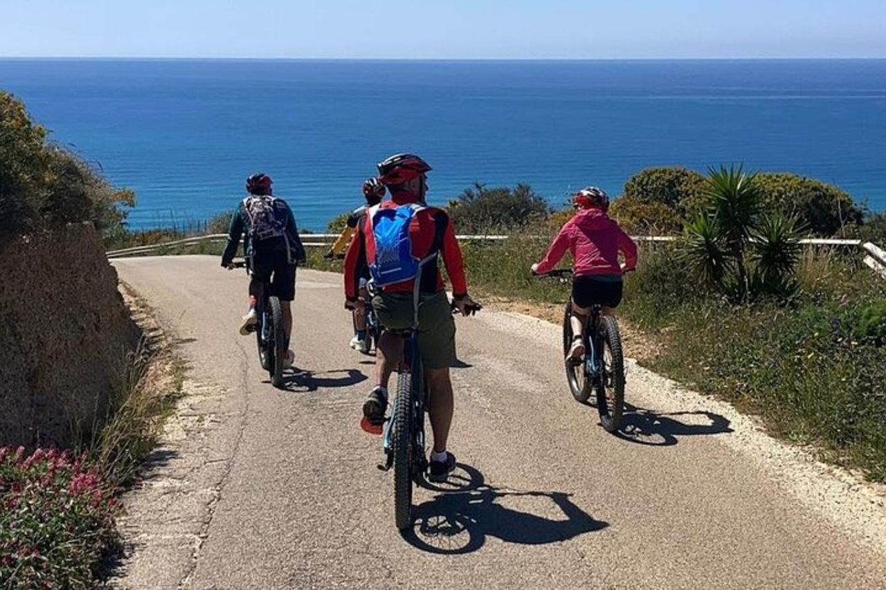 Scala dei Turchi E-BIKE TOUR: Borghi, street food e mare — 9