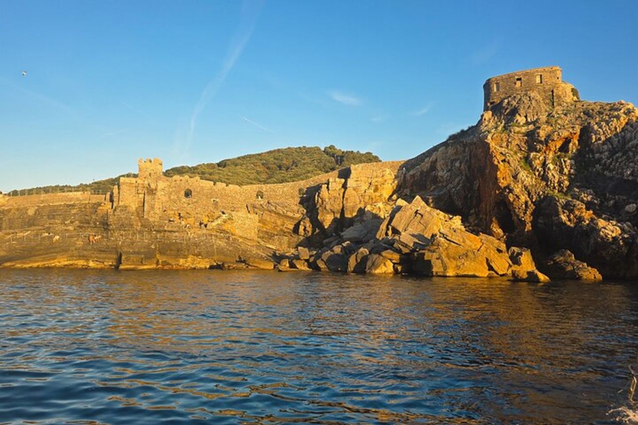 Tour in Barca delle Cinque Terre con Partenza da Monterosso — 8