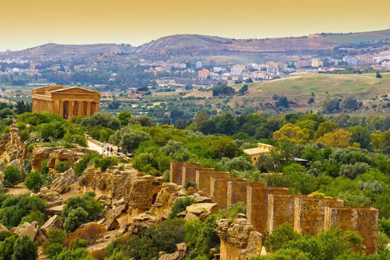 Da Palermo ad Agrigento Valle dei Templi e Scala dei Turchi