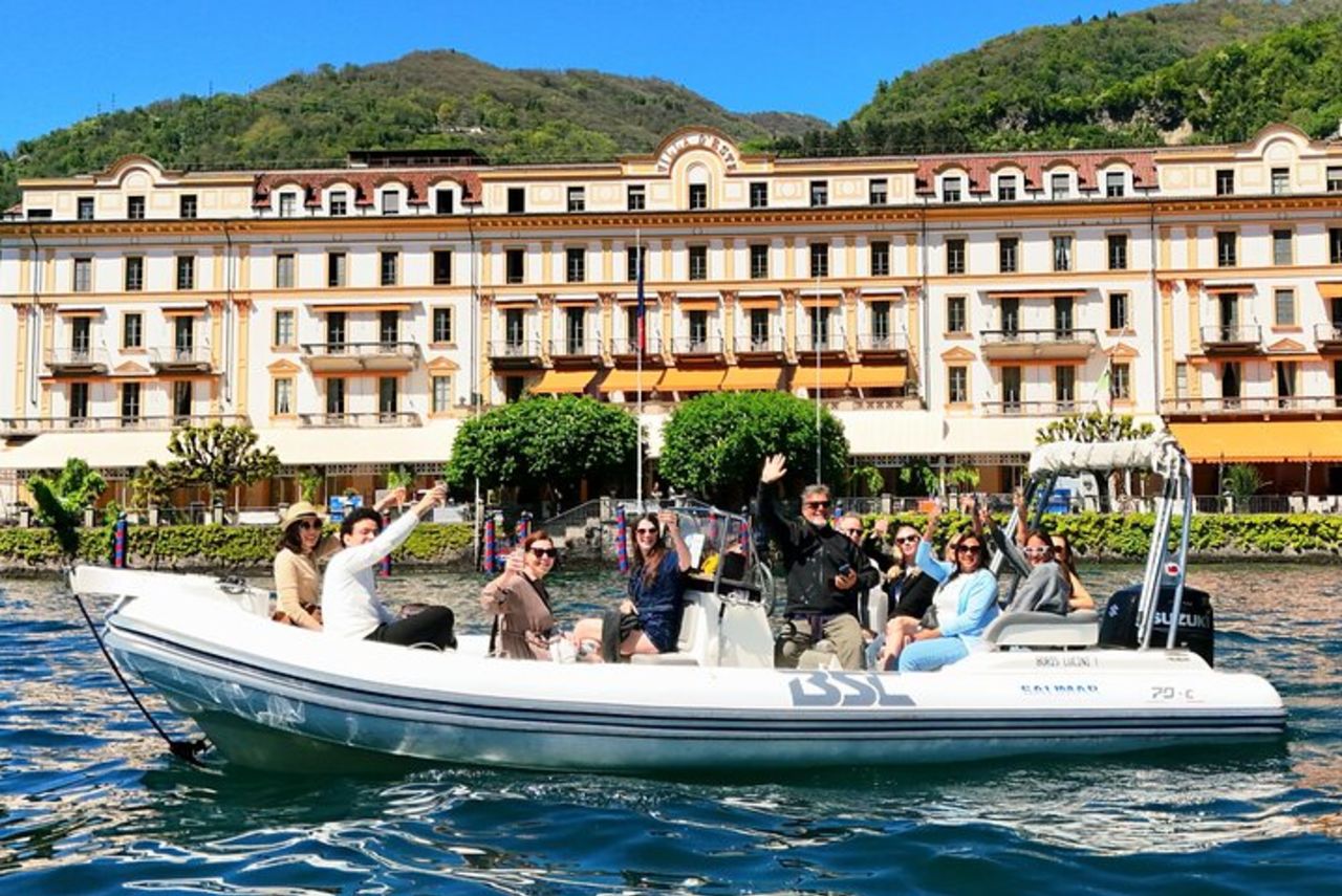 Lago di Como Tour in Barca Condiviso e Aperitivo con Prosecco — 6